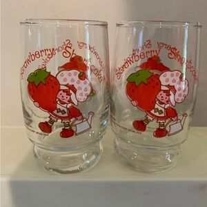 Vintage 1980 Strawberry Shortcake 4” Juice Glasses American Greetings Set Of 2‎